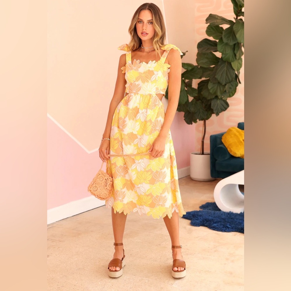 Floral Adelyn Rae Cut-Out Dress